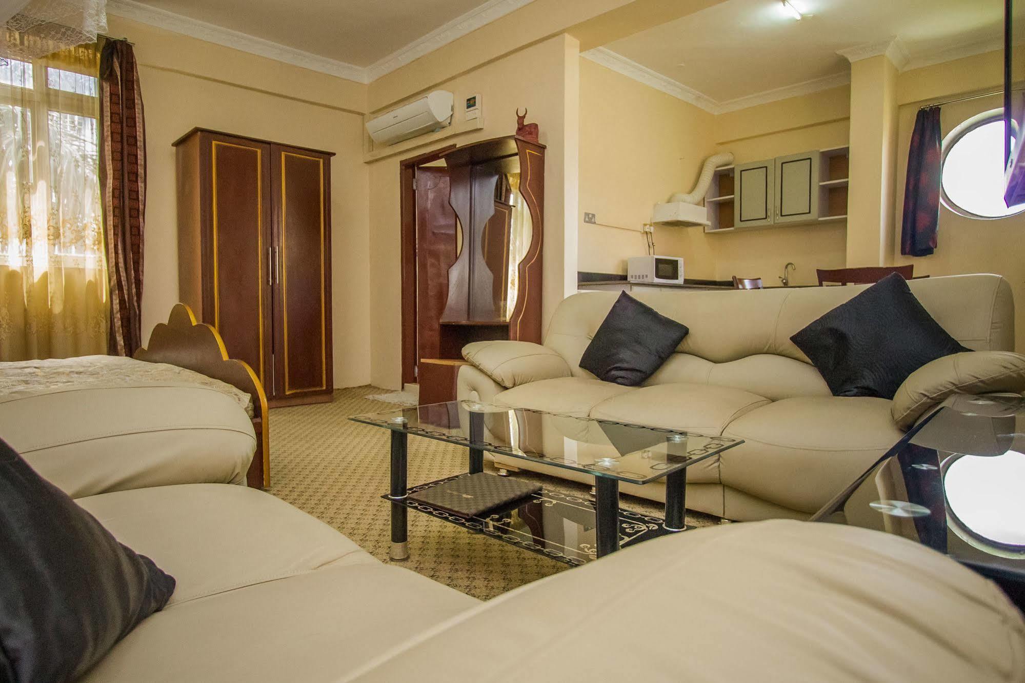 Grand Global Hotel Kampala Exterior foto